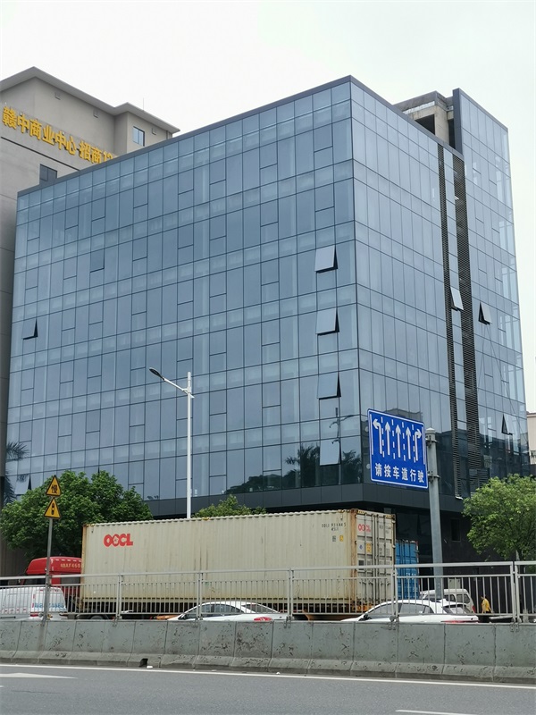 深圳玻璃幕墻工程公司